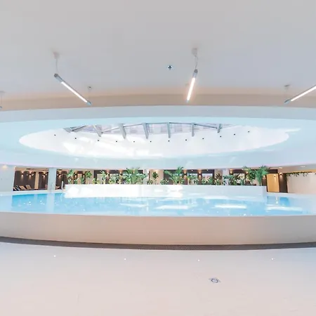 Hanza Tower De Lux Black *